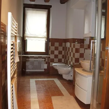 דירה Centre 2 Bedroom Flat ורונה