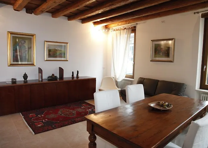 Apartamento Centre 2 Bedroom Flat Verona