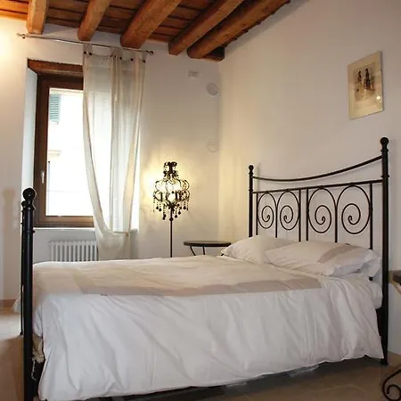 Centre 2 Bedroom Flat * Verona